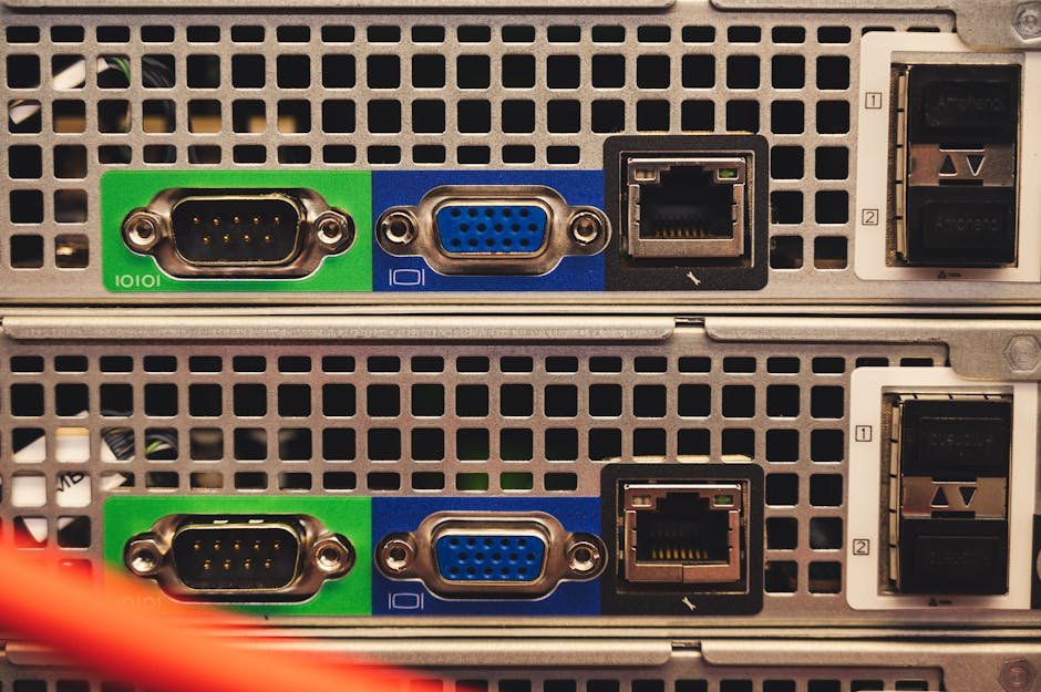 Comparison of different IPTV server types showing dedicated versus shared infrastructure